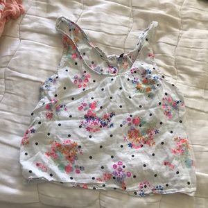 Floral tank with buttons